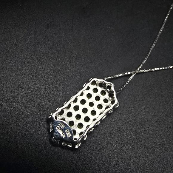 HT Designer Peridot Pendant Necklace 925 Sterling Silver Green Gemstones - Picture 8 of 11